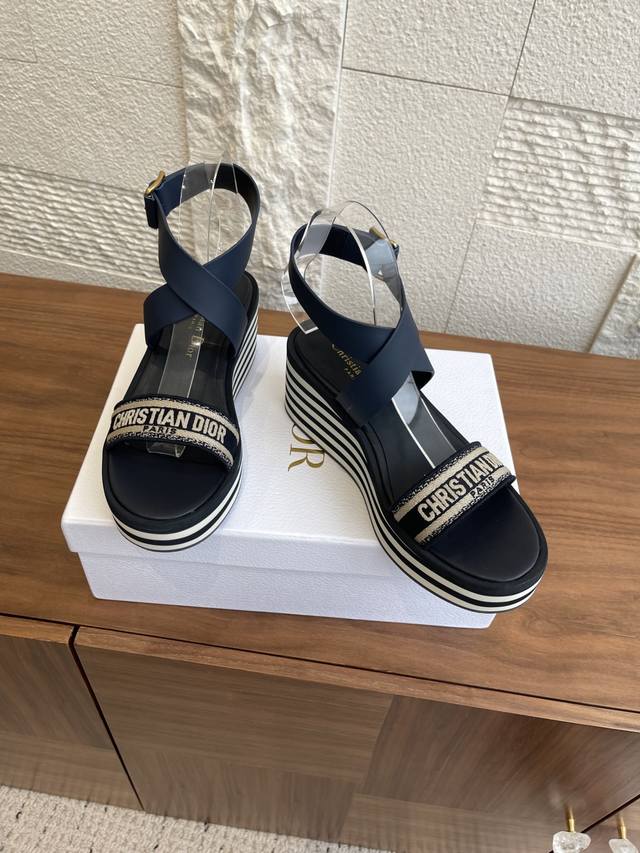 Top version: Slippers, Sandals: Dior 25Ss Summer New Dway Thick-soled Flip Flops