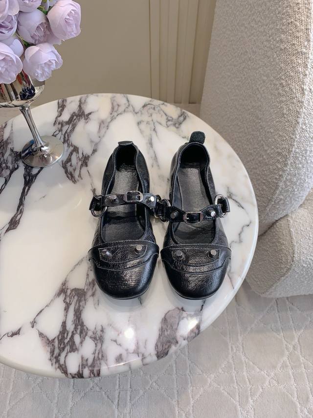 factory price P Balenciag* new rivet motorcycle Mary Jane shoes, sweet and cool