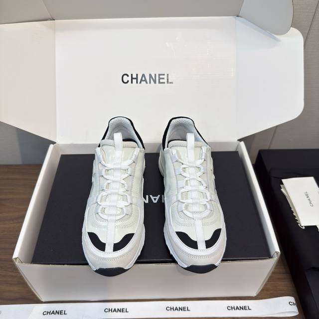 Chanel 25A new thick-soled casual sports shoes top version original purchase dev