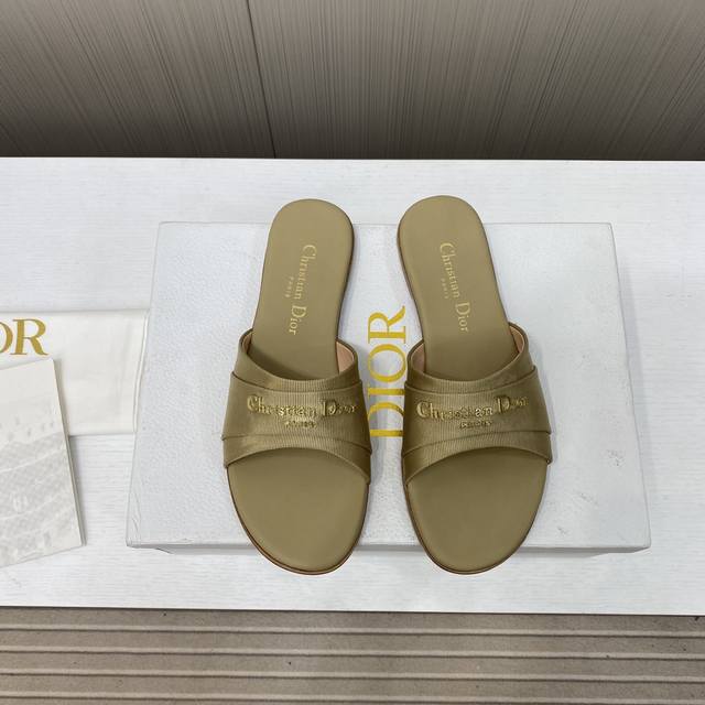 Factory Price P 25Ss Spring and Summer New Dior Ballet Heeled Sandals Cylindrica