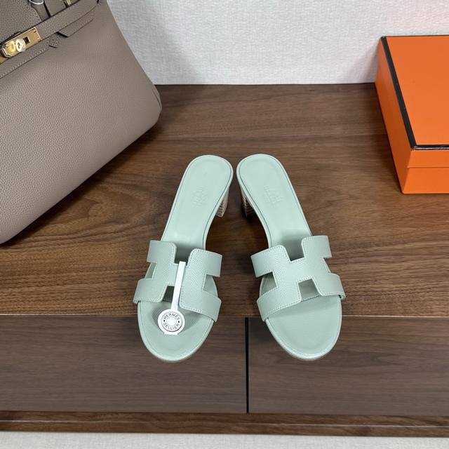 Factory price P, Hermes Hermes H slippers Oran sandal series are fashionable and