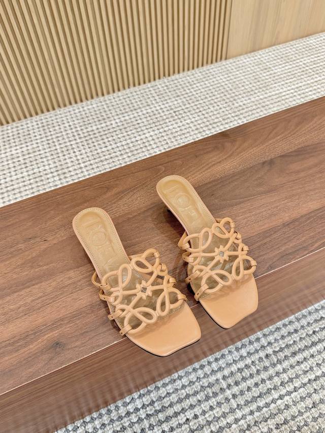 Seven colors available, rubber and leather soles Loewe 2025Ss summer limited edi
