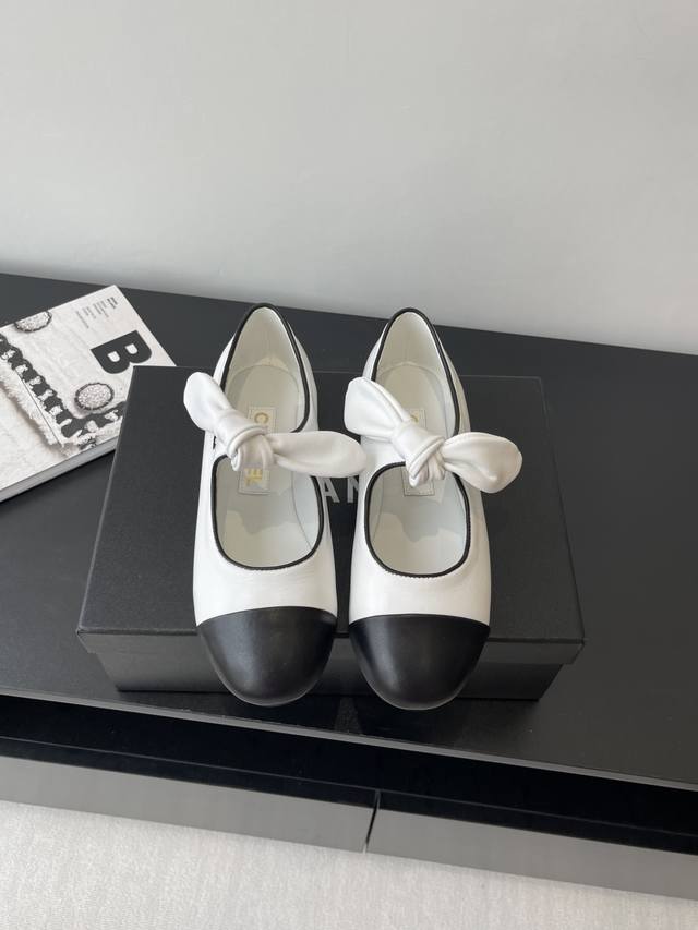 Chanel's new early spring Milan catwalk Mary Jane shoes high version shipped on