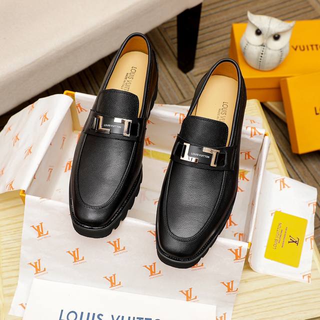 Louis Vuitton new men's casual business leather shoes are a replica of the origi