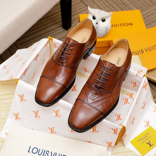 Louis Vuitton new men's casual business leather shoes are copied from the offici