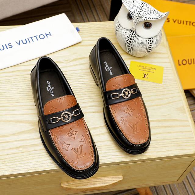 Louis Vuitton new men's casual business leather shoes are a replica of the origi