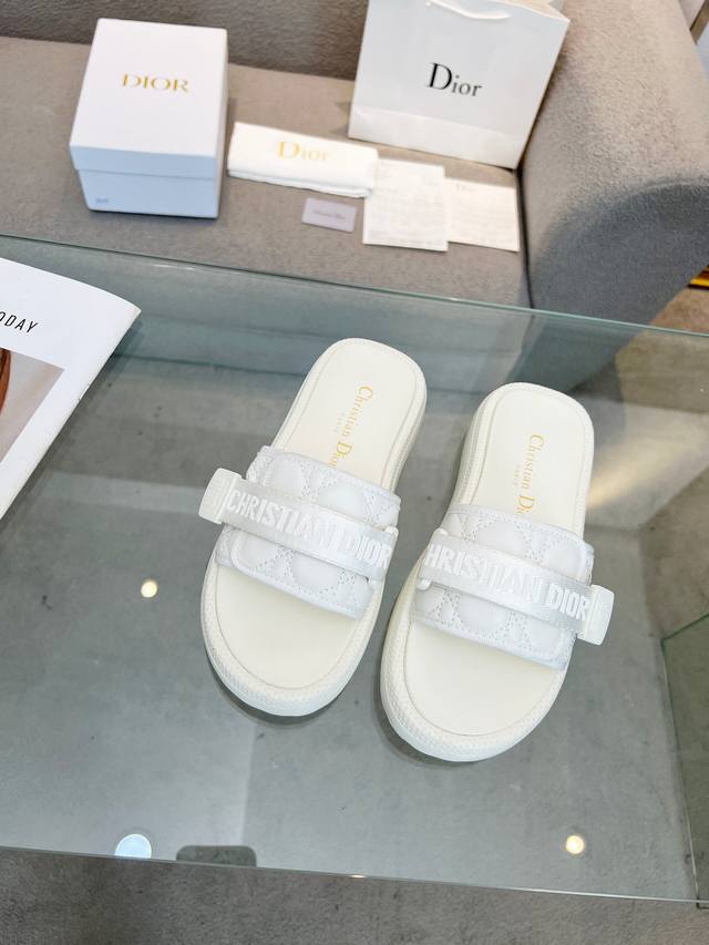 Dior Spring and Summer catwalk new sandals series classic thick-soled sandals fa
