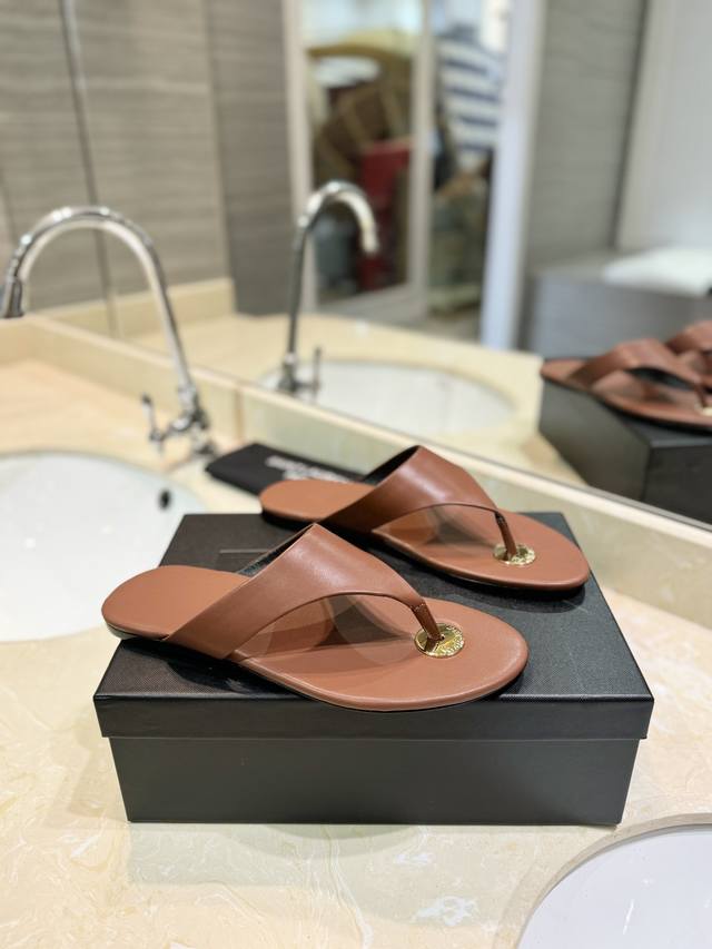Saint Laurent Summer cool hit, flip flops are on sale! Original mold + imported