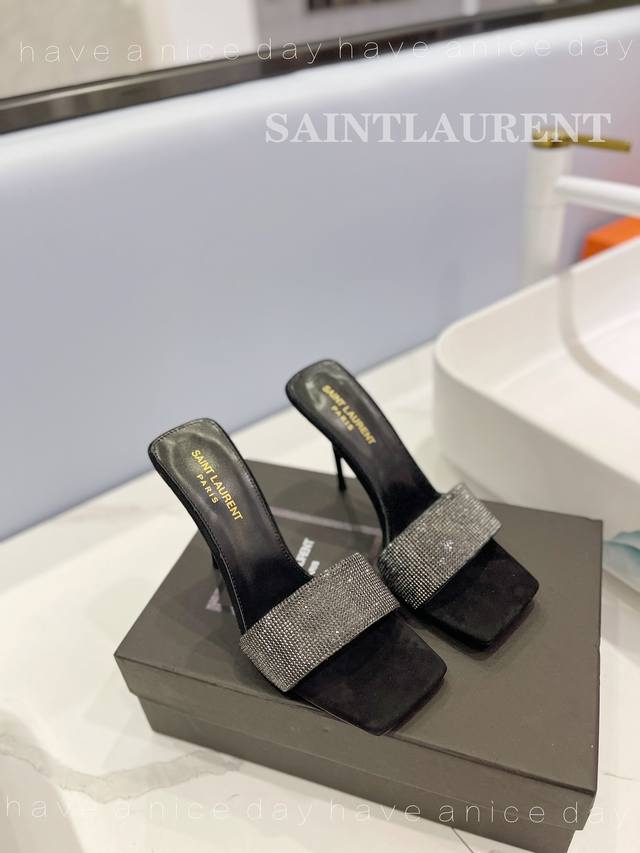 Yves Saint Laurent high-heeled stiletto slippers, the latest opposite-sex heels,