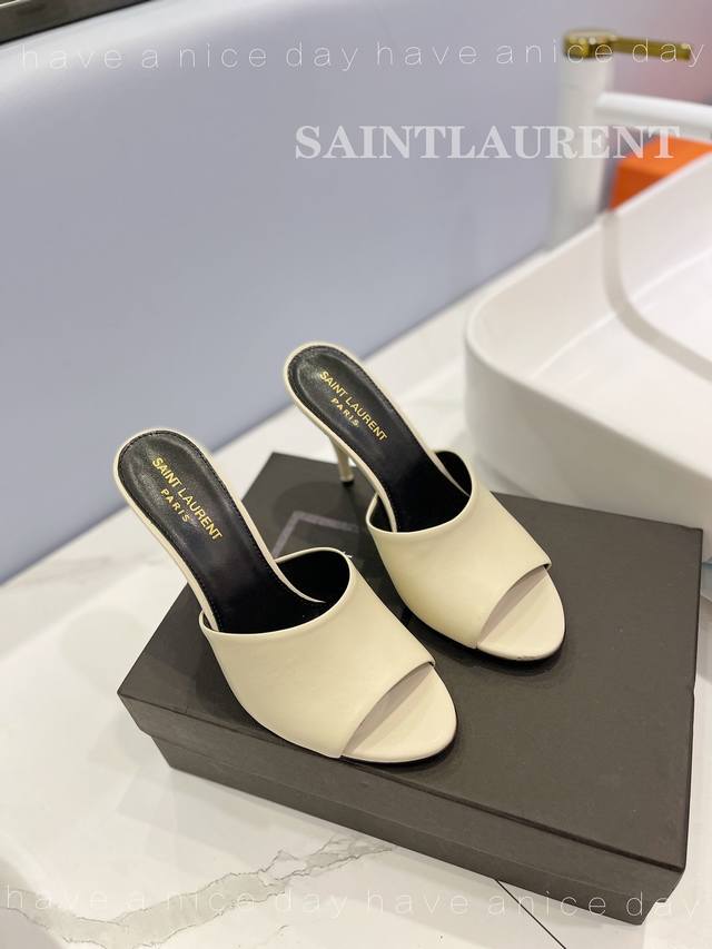 Yves Saint Laurent high-heeled stiletto slippers, the latest opposite-sex heels,