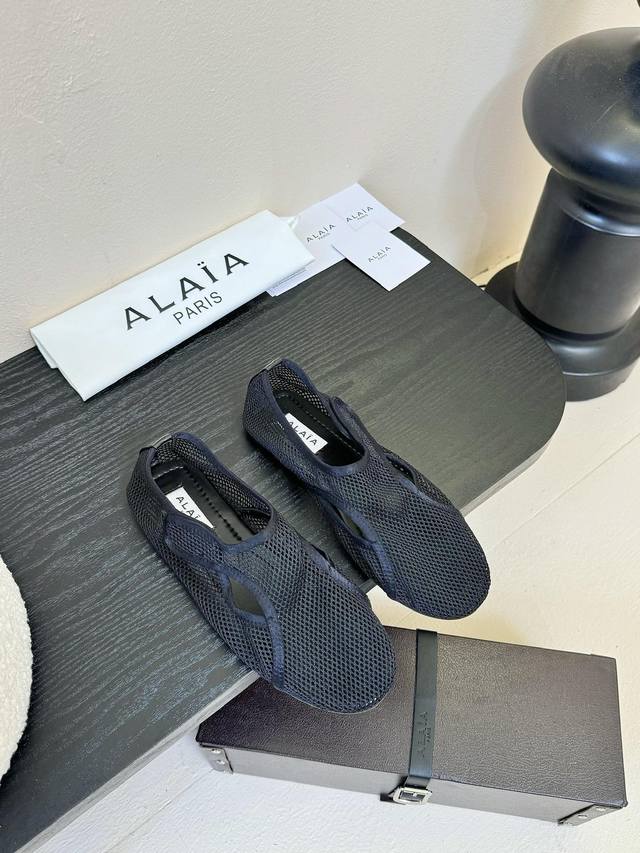 Alaia 25Ss New spring and summer style celebrity style panacea flip-flop fishnet
