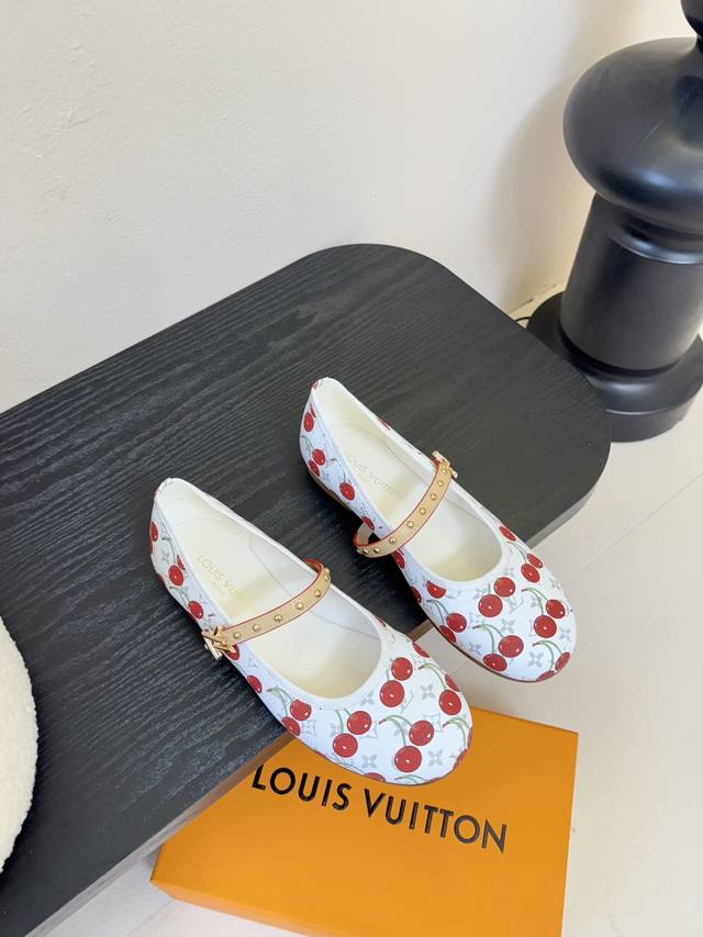 Louis Vuitton Ss25 New Arrival Lv Donkey Brand Spring and Summer Series Mary Jan