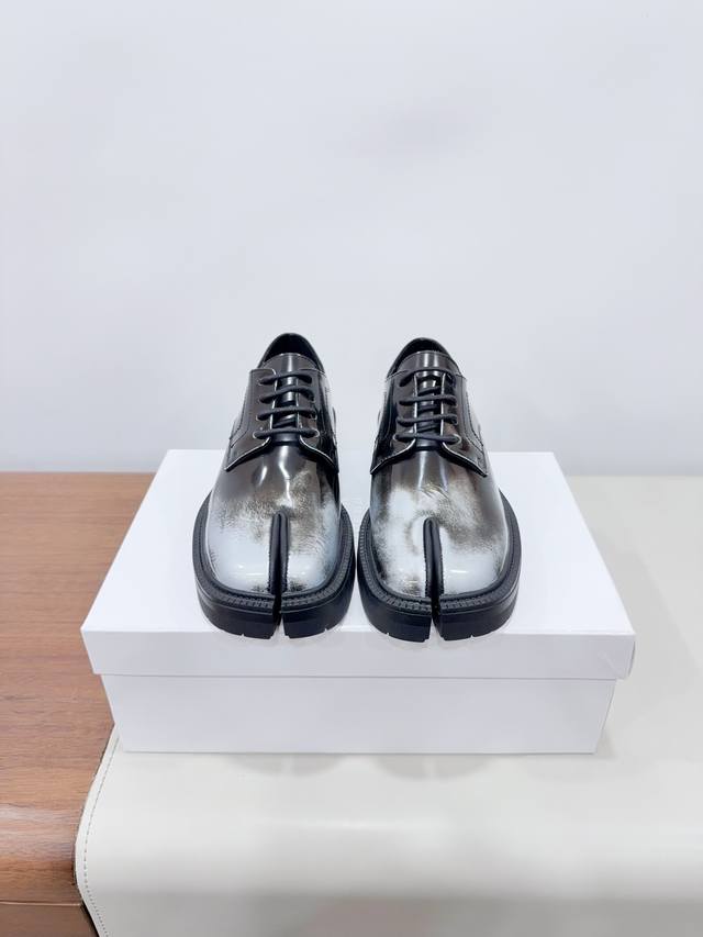Men's size +20 *6 Certified Maison Margiel*Mm6 Exclusive new product, the highes