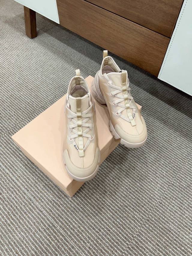 As long as you buy this noble elegance, it will belong to you : 34-40 : The ulti