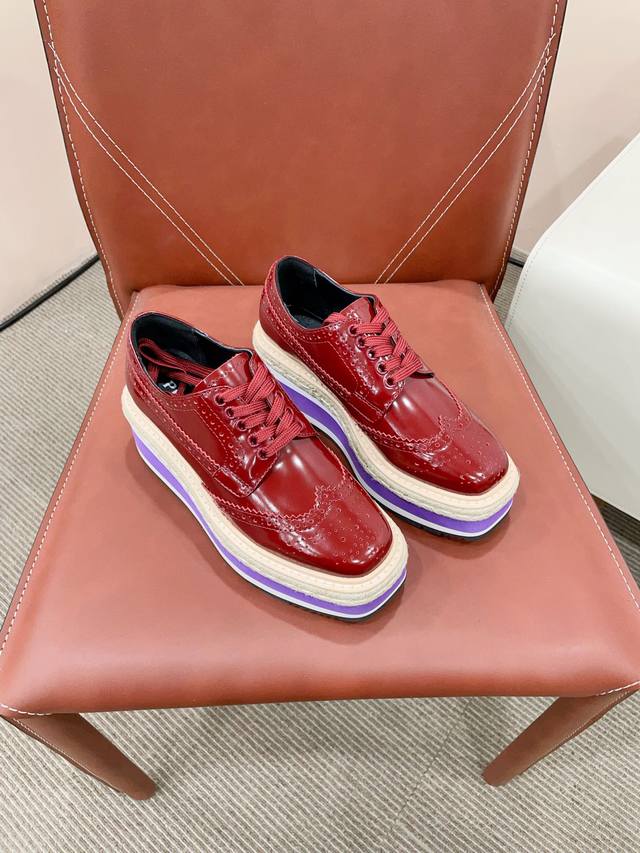 Prada Fw25 New Arrival
