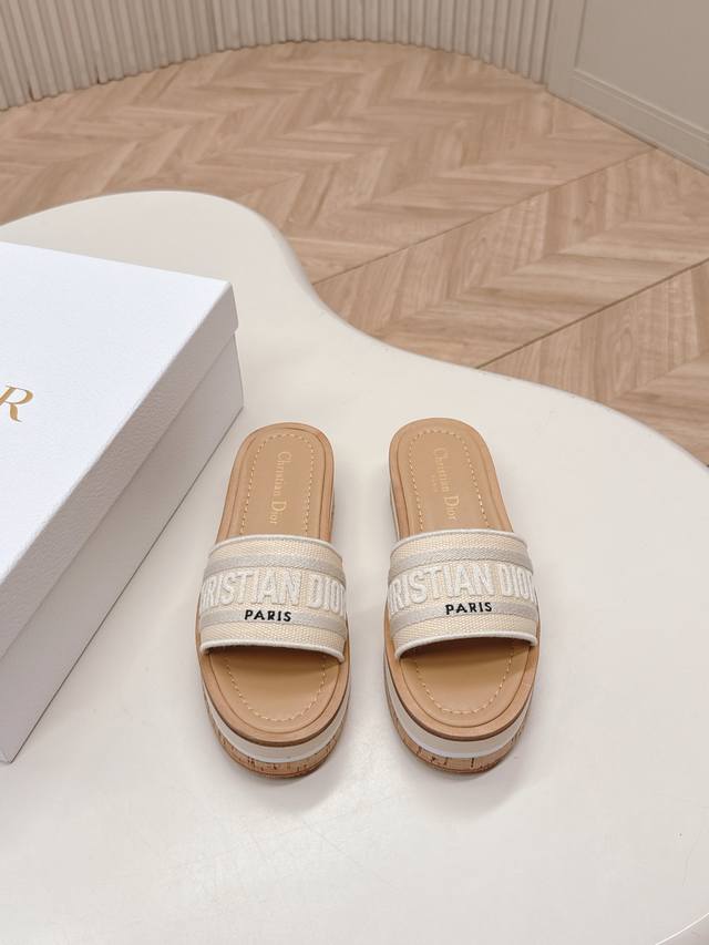Factory, new color!! Dior 25 Spring/Summer new Ivieta Dway platform thick-seat f