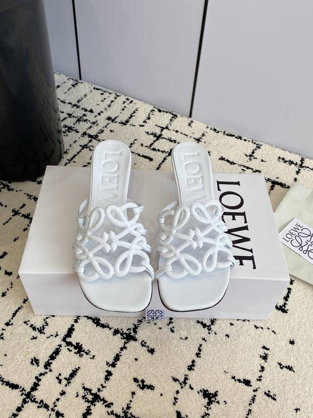 Factory, high heel style! The latest 2025 Loewe SS summer limited hollow slipper
