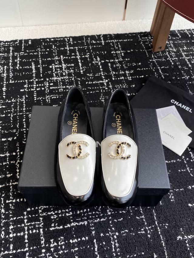 Purchasing-level Chanel 25Ss new Chanel buckle half-slippers, a must-have for Ch