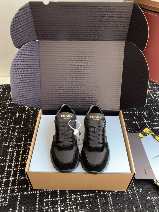 Dongguan purchasing-level official website synchronized box packaging Prada Prad
