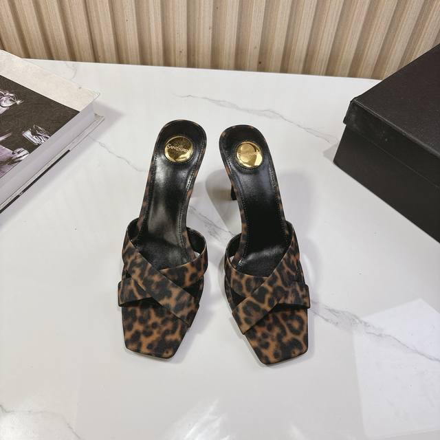 Sain*T Lauren*T 2025 Spring and Summer New Series! Purchasing Level Square Toe H