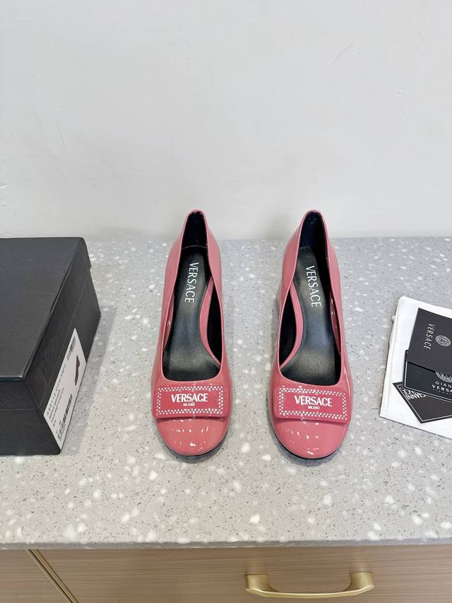 Versace 25Ss Spring/Summer new thick-heeled shoes All major fashion bloggers, ce