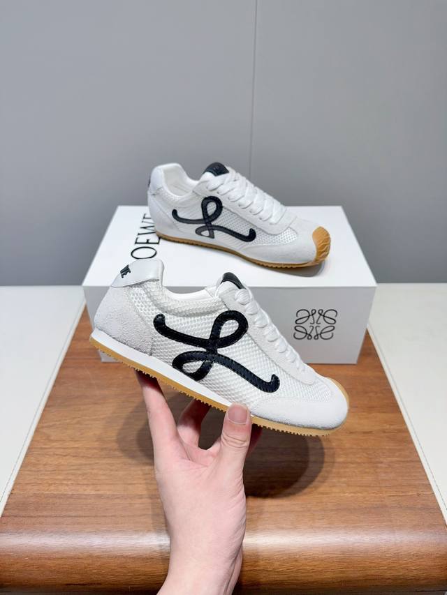 Loew- 2025 mesh Dexterity shoes Super awesome asymmetrical toe shape, as Loewe's