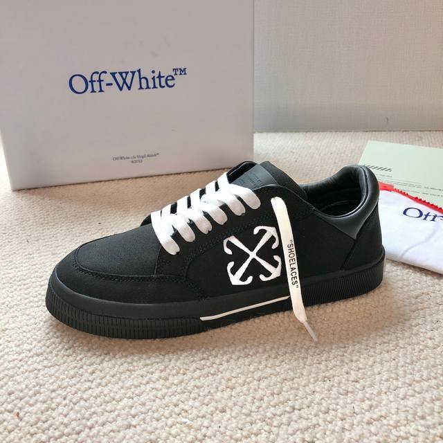 Off White couple style, Off White couple style official website latest color lat