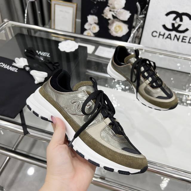 Chanel official website synchronizes 2025 new high version Chanel top casual sho