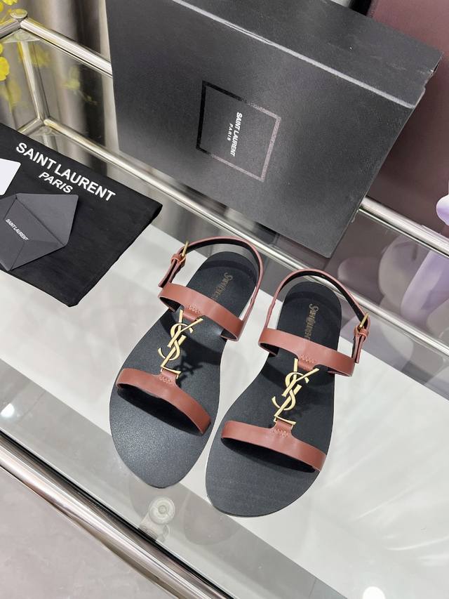 Saint Laurent: Reddish brown frosted leather Rubber sole Genuine leather sole Si
