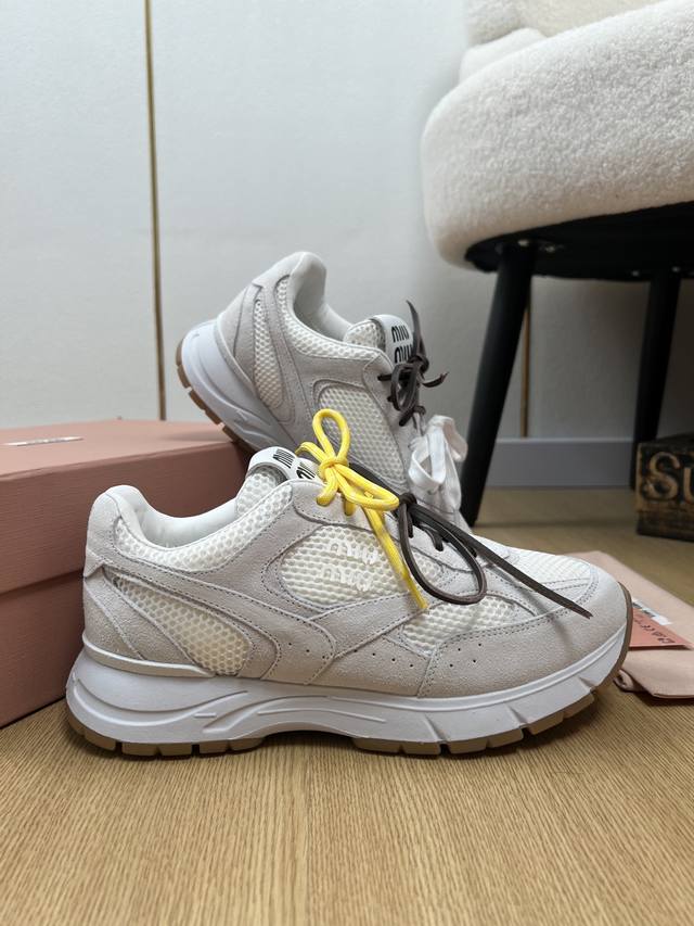 Miumiu Miu Miu 2025 Miu's 2025 spring and summer new products counter latest hit