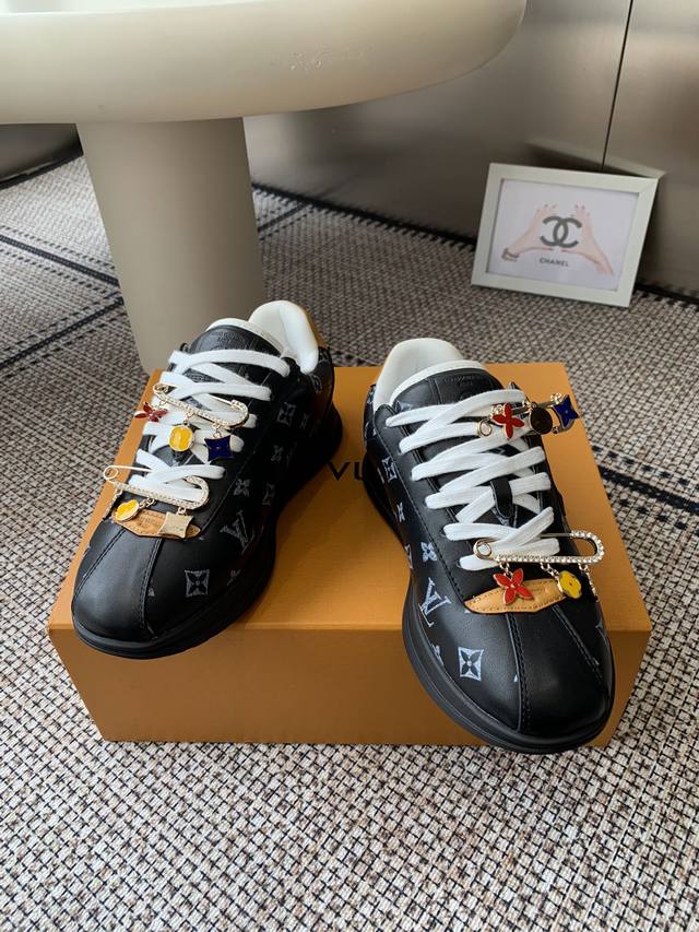 Top version women's men's accessories 60! Louis Vuitton 25Ss new cute sneakers P