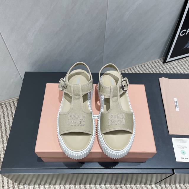 Factory: Exclusive top version Miumiu Miu Miu 2025Vs spring and summer latest hi