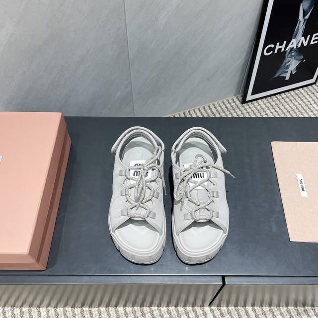 Factory: Exclusive top version Miumiu Miu Miu 2025Vs spring and summer latest ca