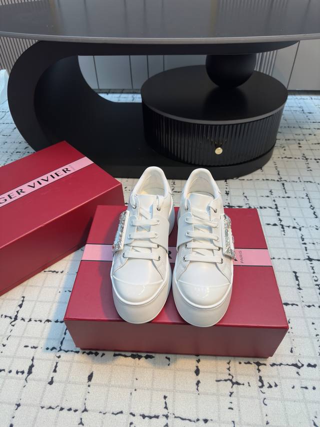 Roger Vivie* 2025 Spring new thick-soled white shoes RV finally has thick-soled