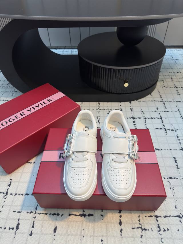 Roger Vivier new style Zhou Dongyu~Tang Yan~Linda same dream shoes RV square buc