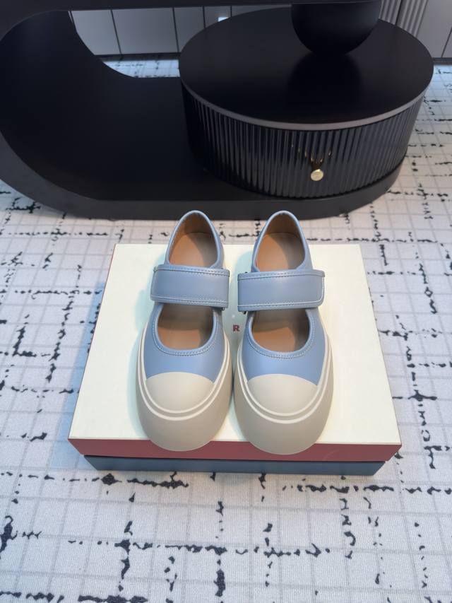 Mani Big Head Doll Mary Jane Thick-soled Shoes The most versatile little white s
