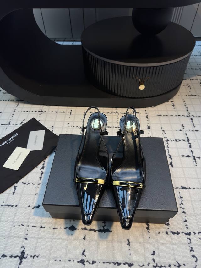 Saint Laurent 25Ss Ysl metal high heels are very stable and super comfortable to