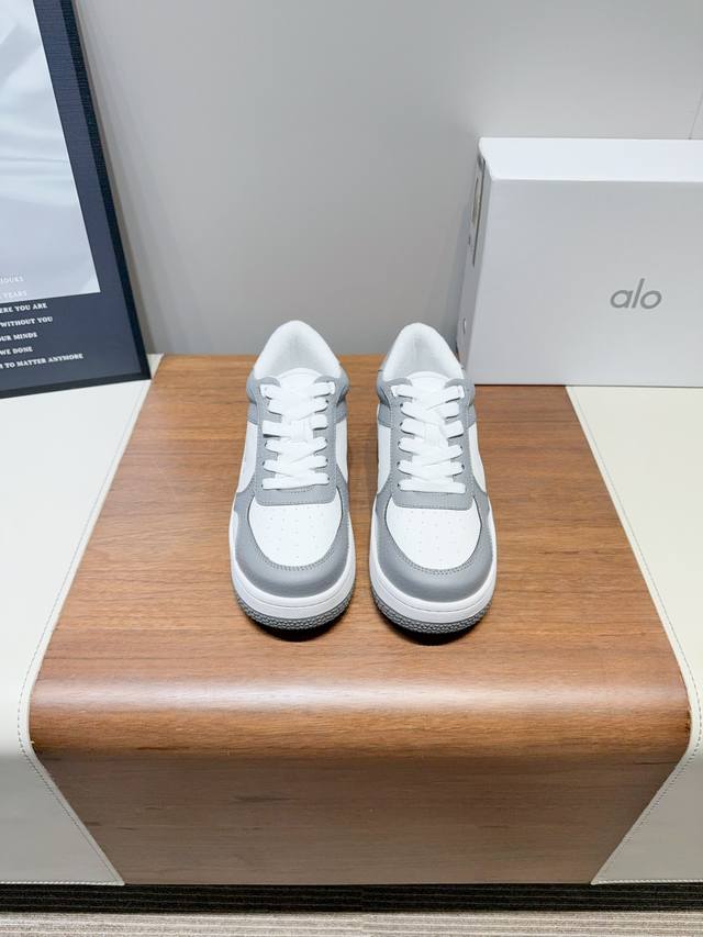 Alo25S New spring and summer color-blocking white shoes with thick soles, comfor