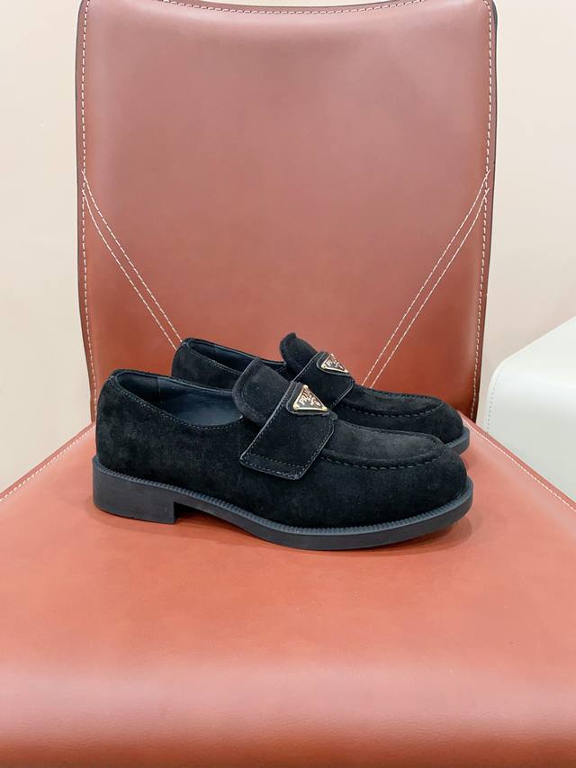 Prad* 24Ss latest hit suede loafers are finally here, and they are visibly high-