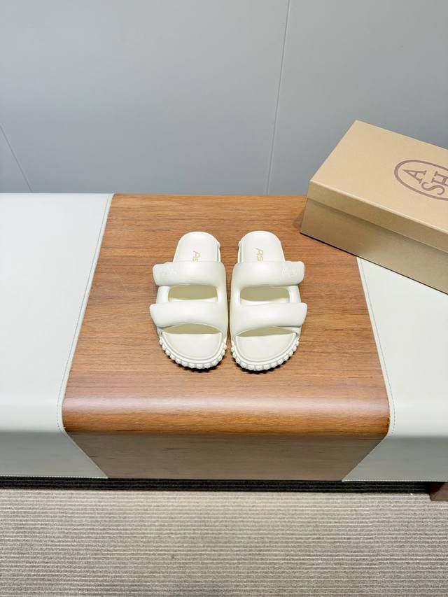 Ash style fashion slippers, selected Senegalese mixed sheepskin, processed throu