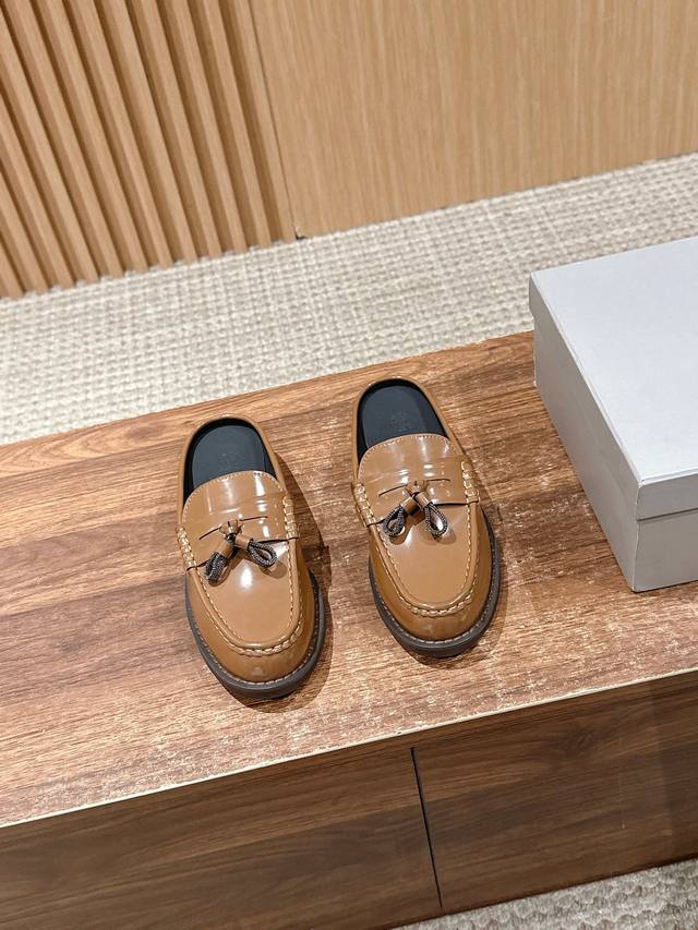 Brunello Cucinelli's new chain tassel loafers are made with craftsmanship. Each