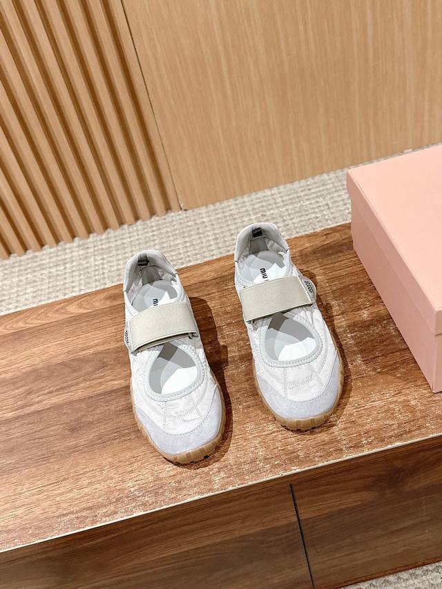 Miu Miu Spring and Summer New Biscuit Shoes Forrest Gump Shoes Casual Sneakers M