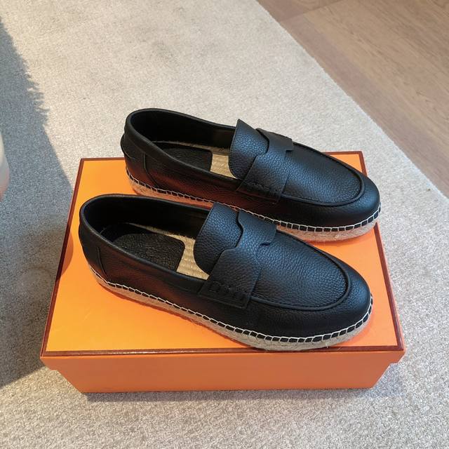 Hermes... A Eclair Popular series The style is very good, with a certain thickne