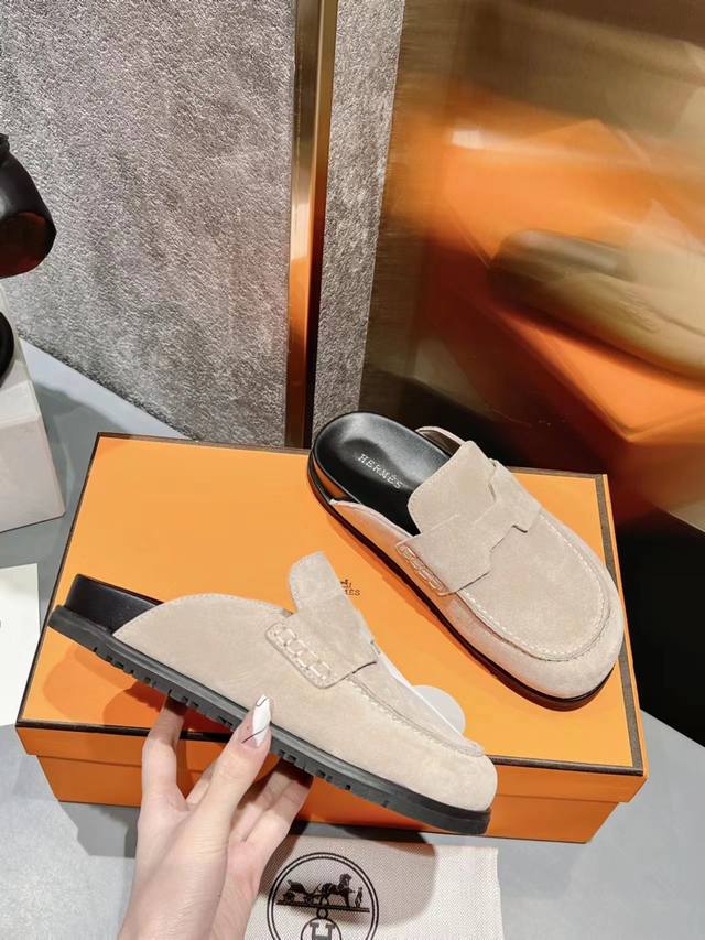 H's Hermes size: men's 39-44 45 custom-made women's 35-40 41 custom-made Hermes'