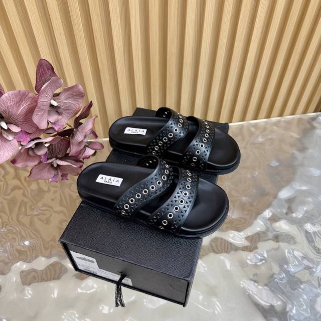 Alaia hollow casual Birkenstock slippers 25Wf new spring and summer products Ala