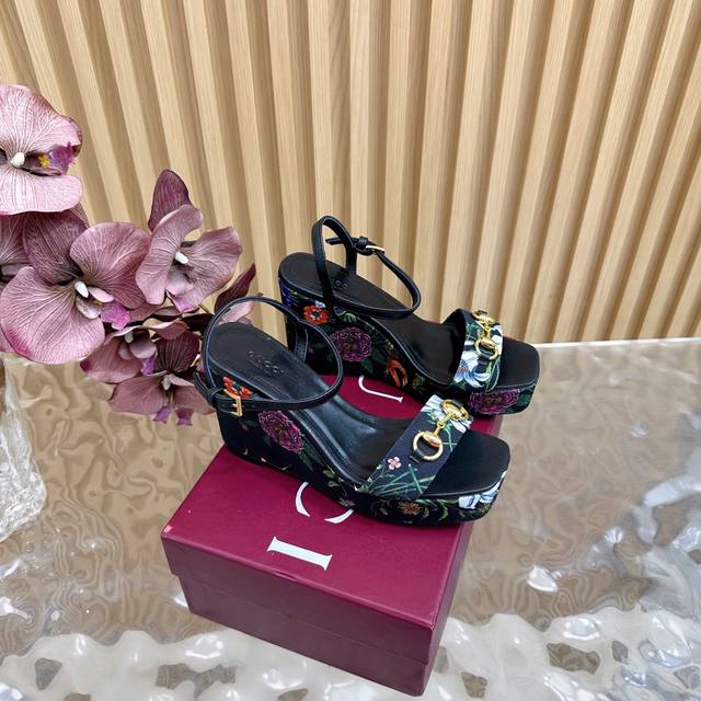 High version Gucci 2025 spring new waterproof platform high heel walking shoes s