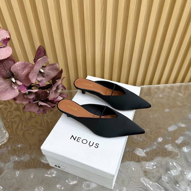 High-quality niche fashion brand Neous 25 Spring and Summer new simple pointed t
