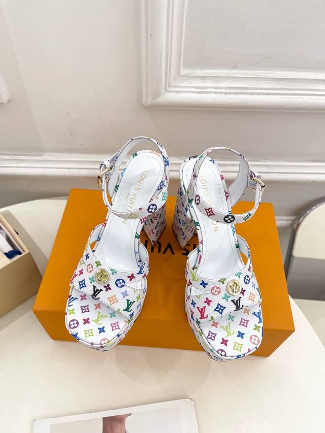 Lv Louis Vuitton 25 2025 Spring and Summer new top version The counter's main ne