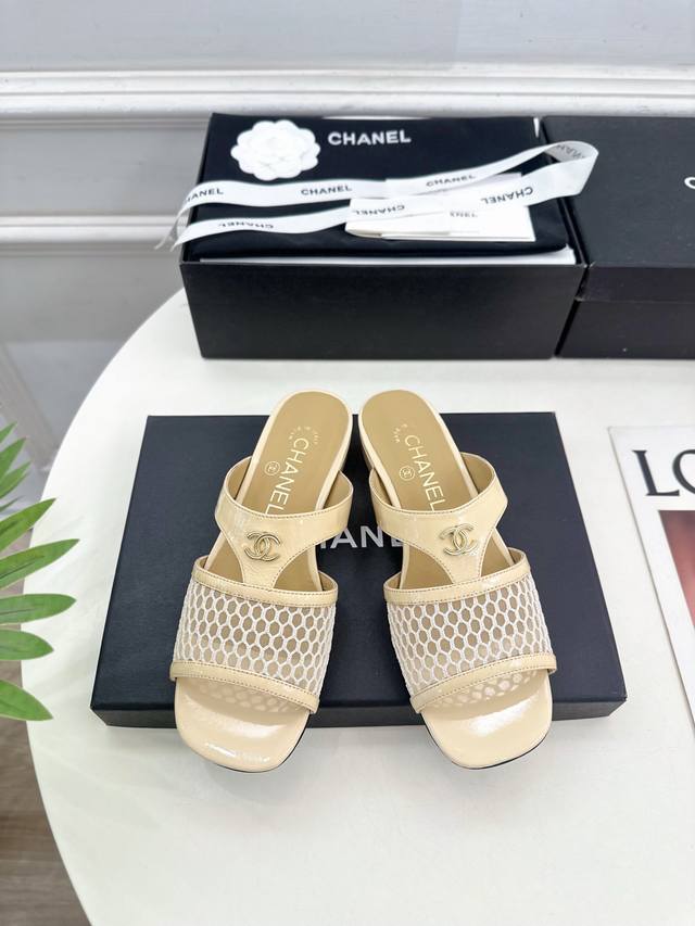 Chanel 25 2025 Spring and Summer New Products Counter Classic Chanel Double C Me