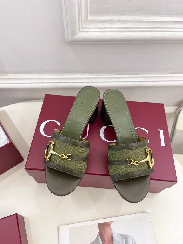 Gucci 25 G's flagship series is finally released, and the goods are worth lookin